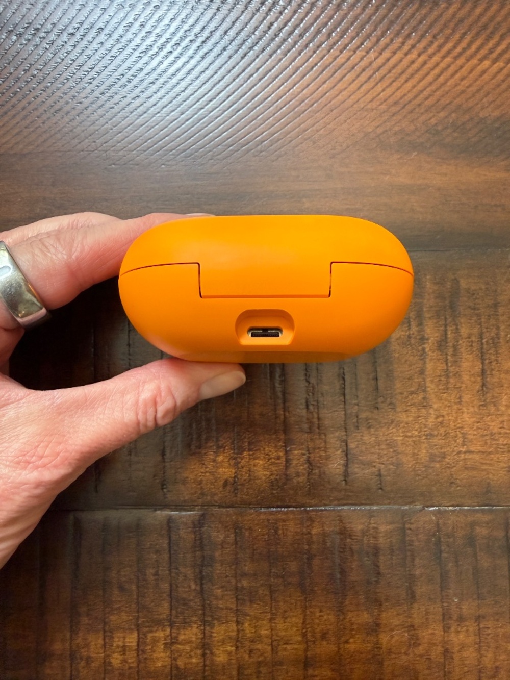 Beats Powerbeats Pro 2 True Wireless Earbuds – Electric Orange - Picture 7 of 9